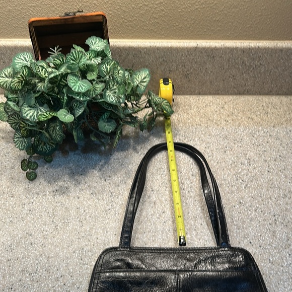 EUC Vtg HOBO International Polished Black Leather Mini Handbag - RARE FIND - Picture 3 of 16
